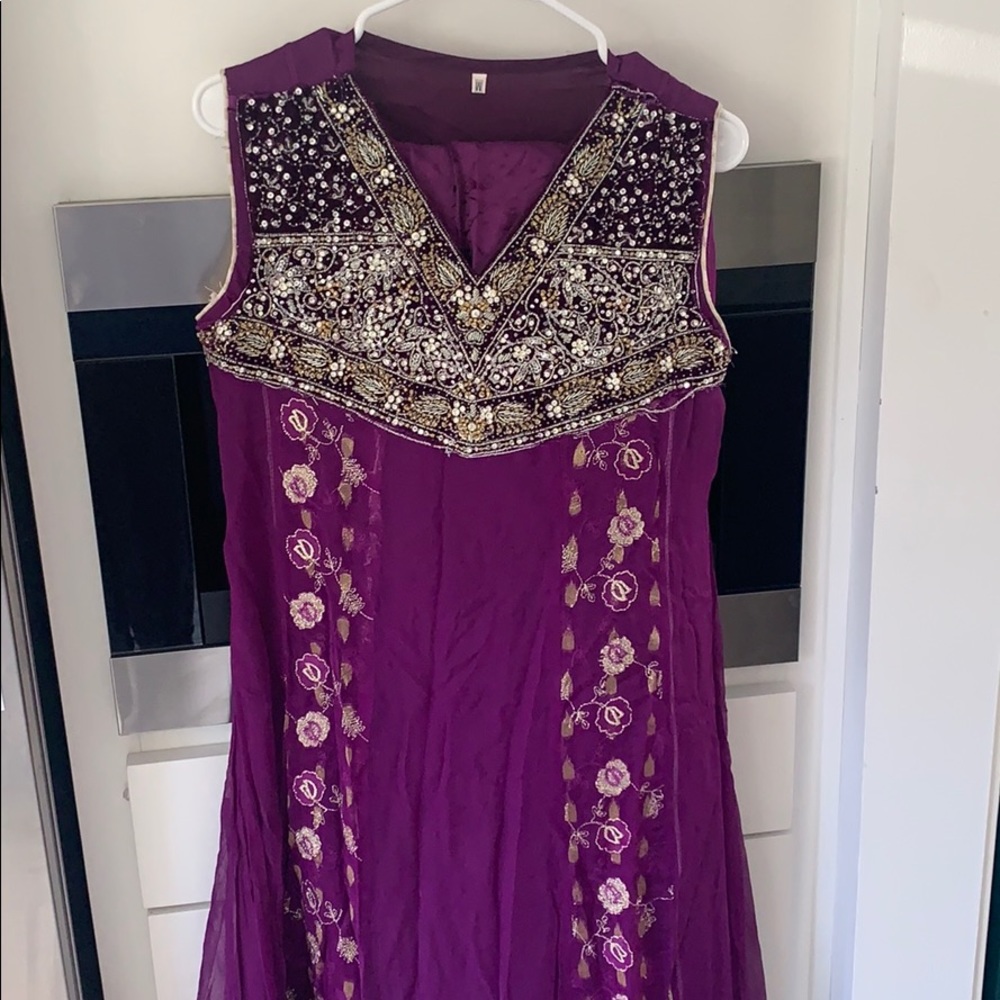 Indian- Pakistani sleeveless frock